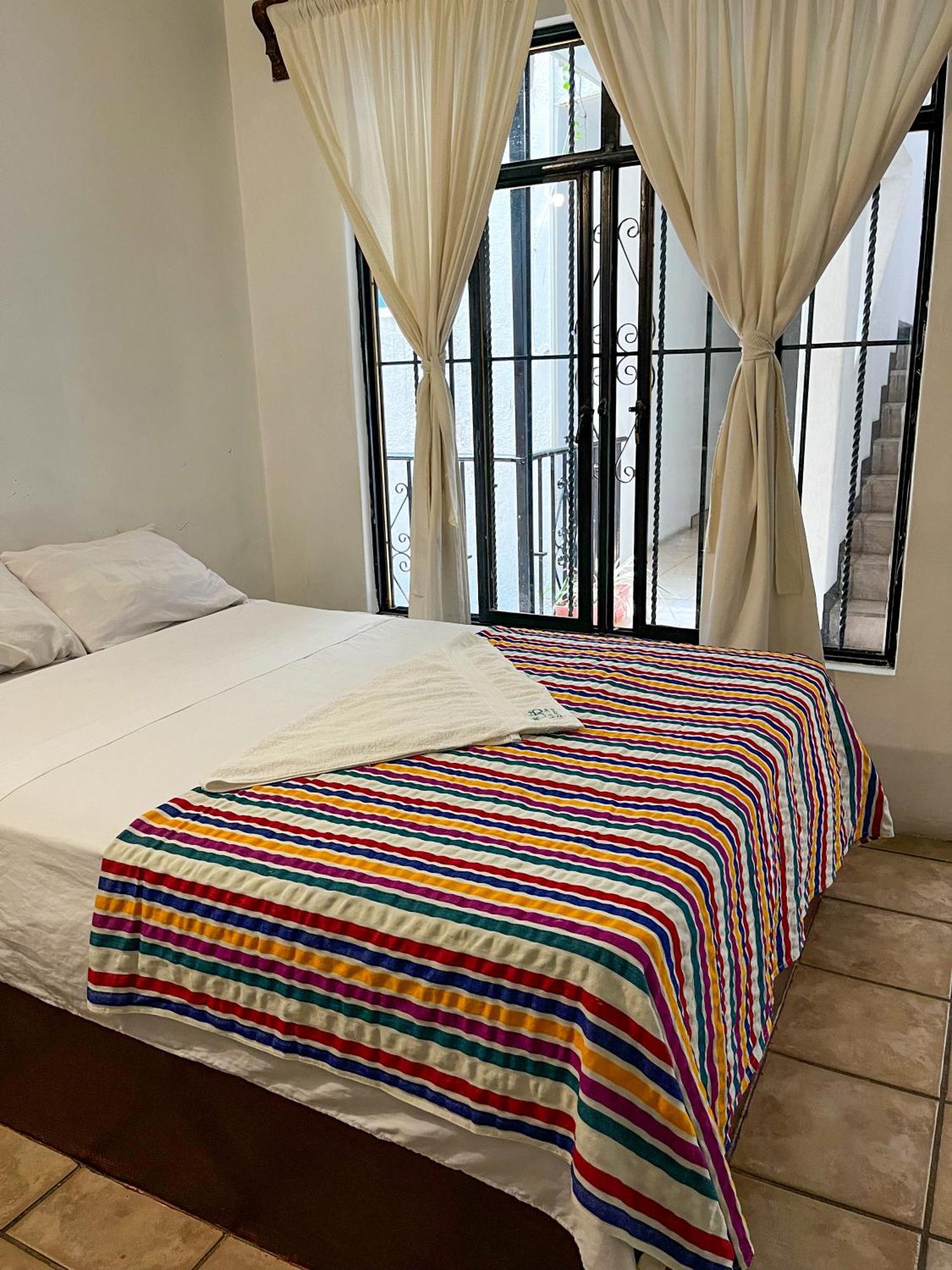 Hotel Om Downtown Santa Cruz Huatulco Chambre photo